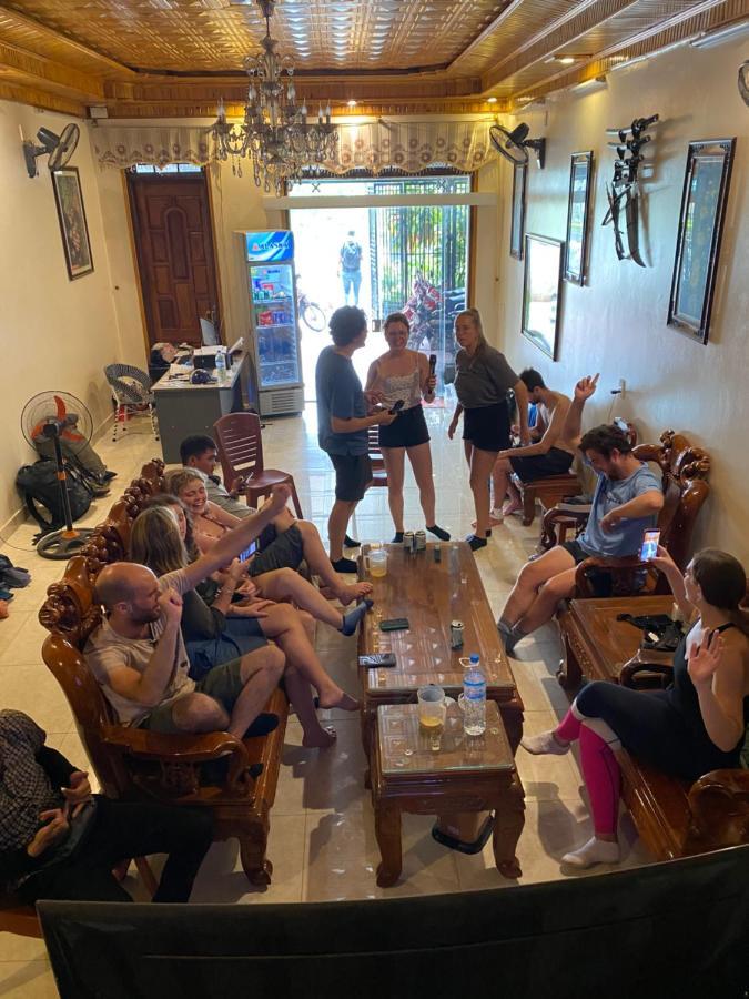 Hg Hostel Provide Tours & Motorbikes Ha Giang Kültér fotó